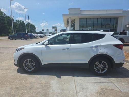 Frost White Pearl 2017 Hyundai Santa Fe Sport 2.4L