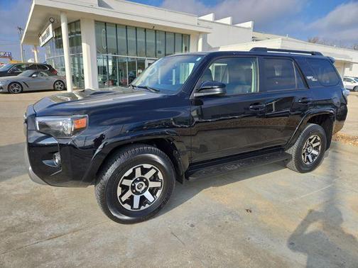 2024 Toyota 4Runner TRD Off Road