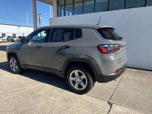 Sting-Gray Clearcoat 2023 Jeep Compass Sport