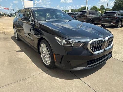 2024 BMW 530 i xDrive