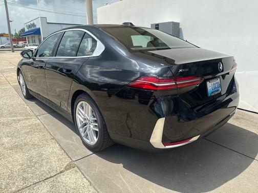 2024 BMW 530 i xDrive