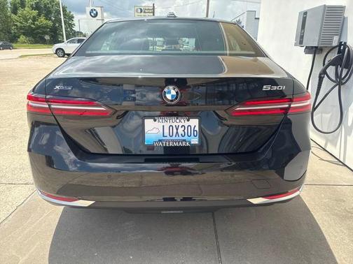 2024 BMW 530 i xDrive