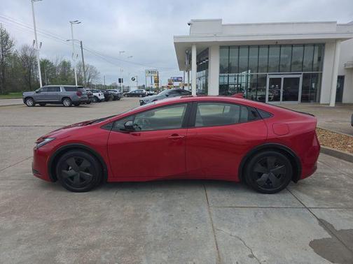 2023 Toyota Prius LE