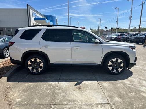 2026 Honda Pilot Touring 8-Passenger