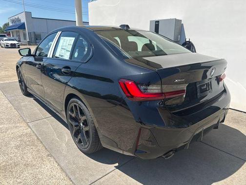 Black Sapphire Metallic 2026 BMW 330 xDrive