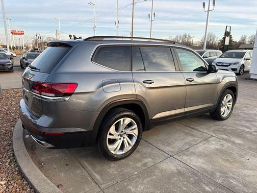 2023 Volkswagen Atlas 3.6L SE w/Technology