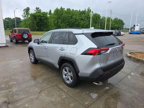 Silver Sky Metallic 2022 Toyota RAV4 XLE