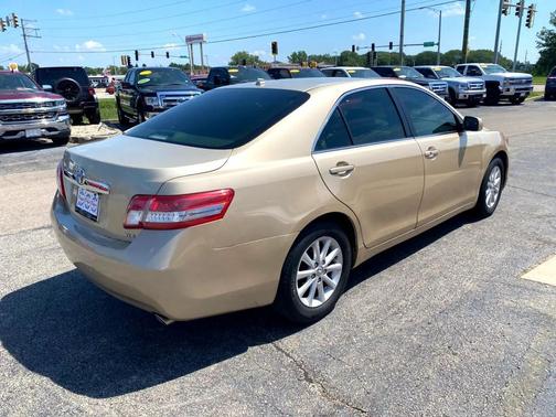 2010 Toyota Camry XLE