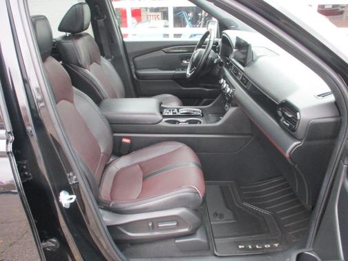 2024 Honda Pilot Elite AWD