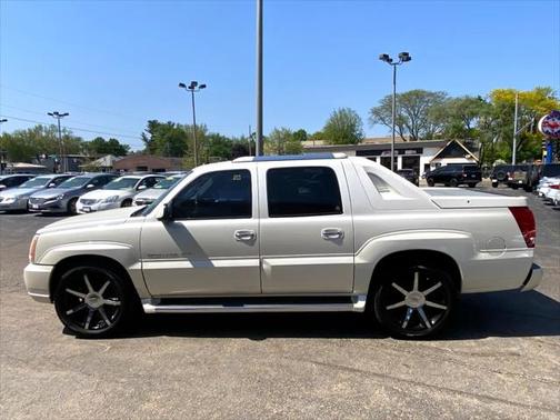 2004 Cadillac Escalade EXT Base