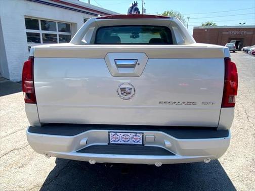 2004 Cadillac Escalade EXT Base