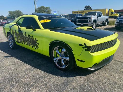 2014 Dodge Challenger 2dr Cpe Shaker Pkg