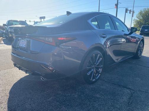 2022 Lexus IS 350 Base