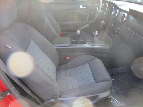 2008 Ford Mustang GT Deluxe