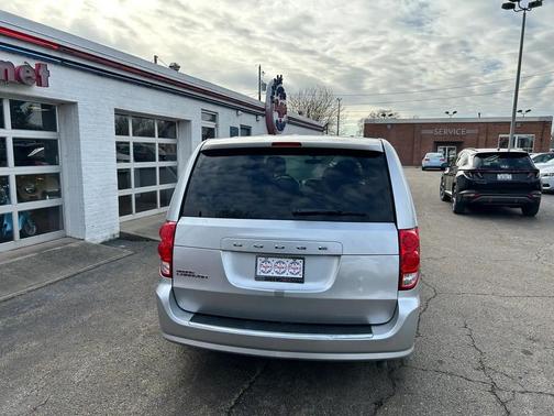 2012 Dodge Grand Caravan SE/AVP