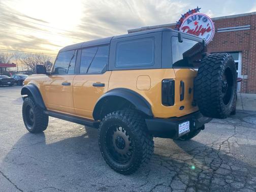 2022 Ford Bronco Base 4D SUV