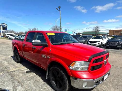 2016 RAM 1500 4WD Crew Cab 149'' Outdoorsman