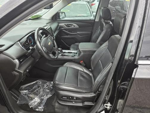 Black 2018 Chevrolet Traverse LT Leather