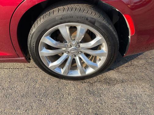 2020 Chrysler 300 Limited