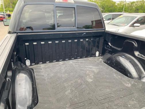 Black 2011 Ford F-150 Lariat