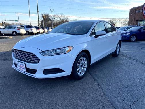 2016 Ford Fusion S