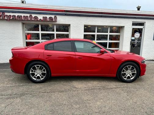 2015 Dodge Charger SE