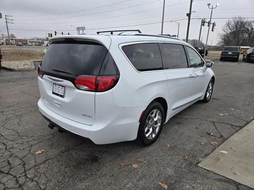 2017 Chrysler Pacifica Limited