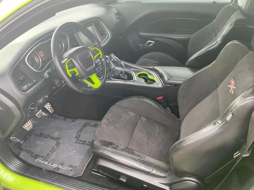 2015 Dodge Challenger R/T Plus