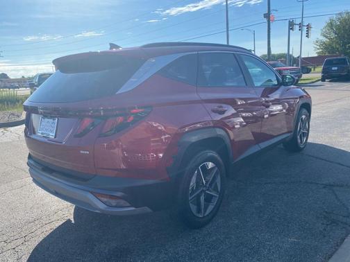 2025 Hyundai TUCSON SEL AWD