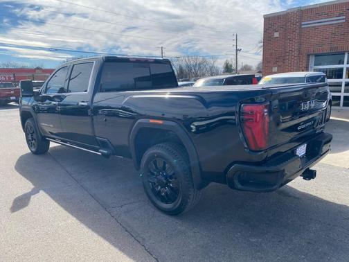 2024 GMC Sierra 3500 Denali