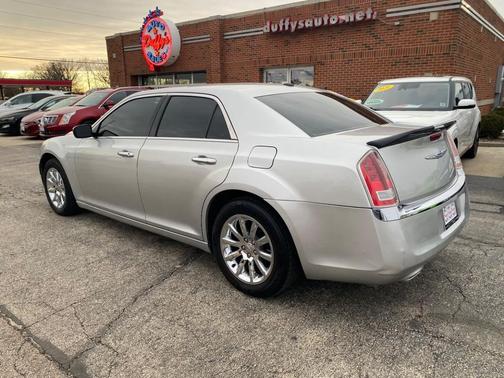 2011 Chrysler 300 Limited