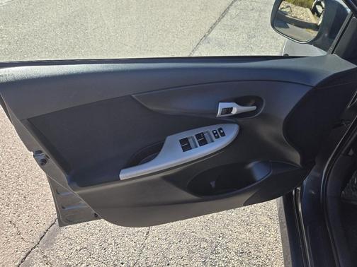 2013 Toyota Corolla LE Special Edition