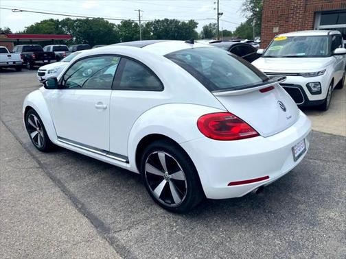 2012 Volkswagen Beetle Base