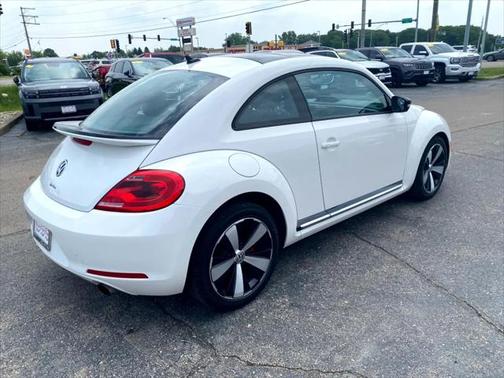 2012 Volkswagen Beetle Base