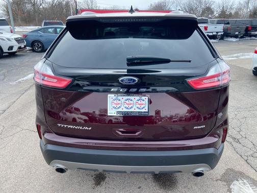 2022 Ford Edge Titanium