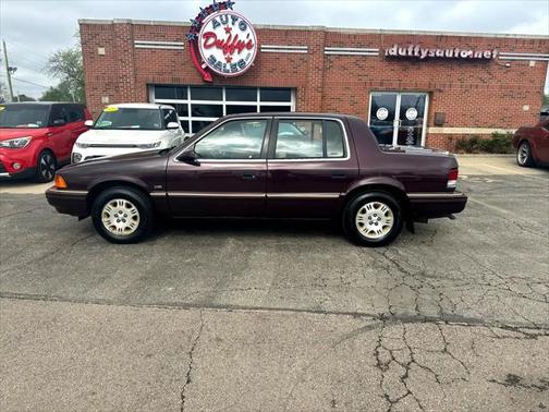 1993 Plymouth Acclaim 4dr Sedan