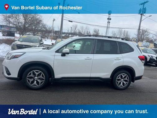 2022 Subaru Forester Premium