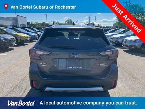 2022 Subaru Outback Touring