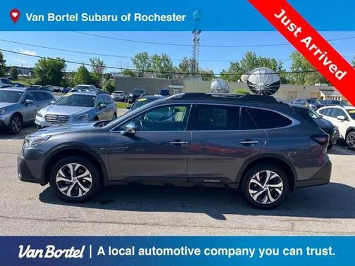 2022 Subaru Outback Touring