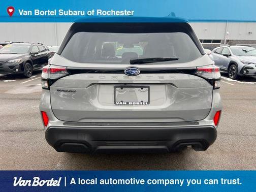 2025 Subaru Forester Premium