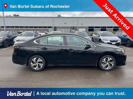 2022 Subaru Legacy Base