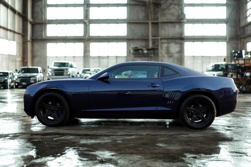 Imperial Blue Metallic 2011 Chevrolet Camaro 2LS