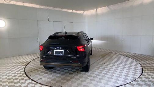 Mosaic Black Metallic 2026 Chevrolet Trax FWD ACTIV