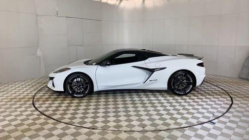 Arctic White 2026 Chevrolet Corvette Z06