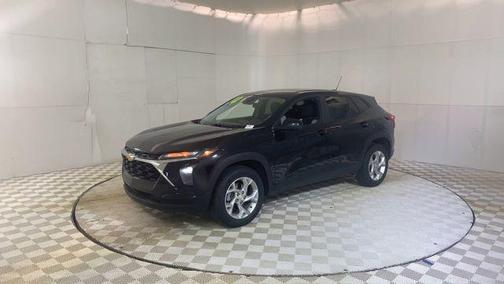Mosaic Black Metallic 2024 Chevrolet Trax LS