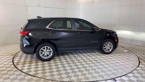 Mosaic Black Metallic 2022 Chevrolet Equinox 1LT