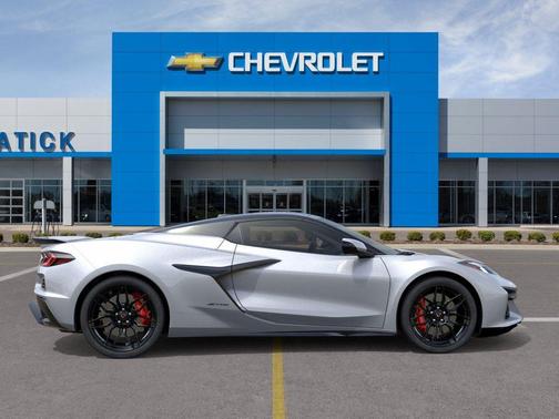 Blade Silver Metallic 2026 Chevrolet Corvette Z06