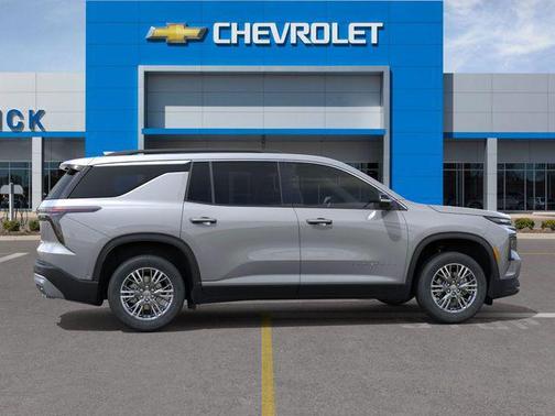 Sterling Gray Metallic 2026 Chevrolet Traverse LT