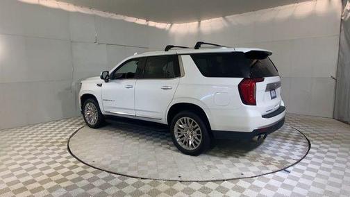 White Frost Tricoat 2024 GMC Yukon Denali