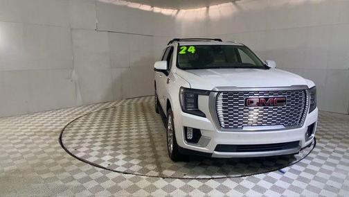 White Frost Tricoat 2024 GMC Yukon Denali